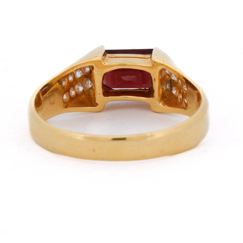 66 Bague vintage en or jaune 18 kt, grenat et diamants 58 Facettes AN726 (0079)