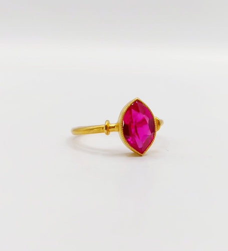 43 Bague antique en or 18k et rubis synthétique 58 Facettes A07673