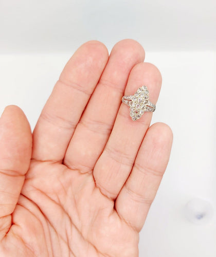 49.5 Bague marquise antique en or 18k, platine et diamants taille rose 58 Facettes A07676