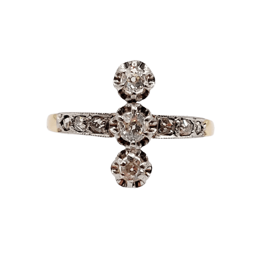 54 Bague marquise antique en or 18K, platine et diamants 58 Facettes A07637