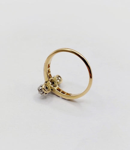 54 Bague marquise antique en or 18K, platine et diamants 58 Facettes A07637