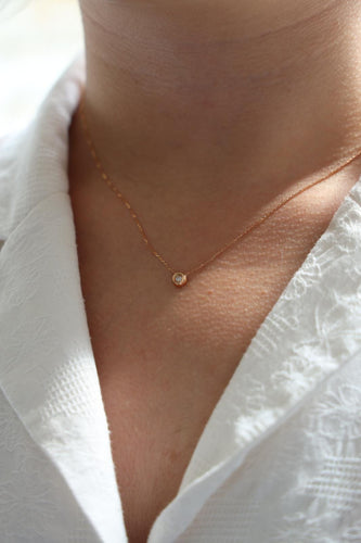 Collier en or rose et diamant 58 Facettes 579163RV