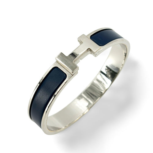 Bracelet Hermès Clic H - Bracelet en métal argenté et émail bleu marine 58 Facettes bzpi966ti4