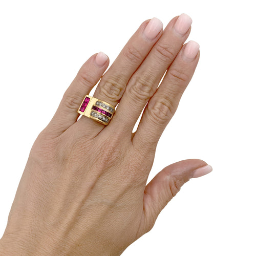 54 Tank - Bague en or jaune et blanc, rubis synthétiques et diamants 58 Facettes 35918