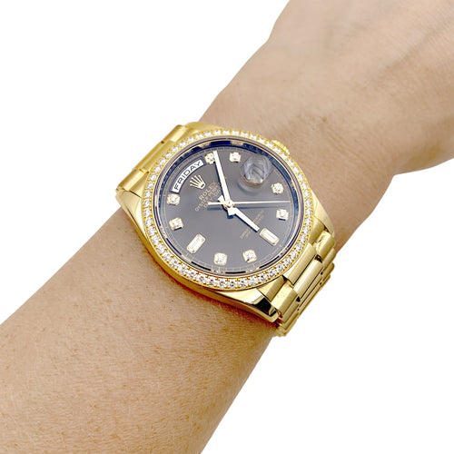 Rolex Oyster Perpetual Day-Date - Montre en or jaune et diamants 58 Facettes 35837
