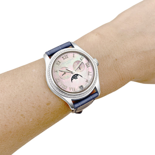Patek Philippe Annual Calendar - Montre en or blanc, nacre et diamants 58 Facettes 35856