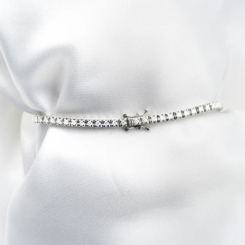 Bracelet tennis en or blanc et diamants 1,55 ct 58 Facettes 18918