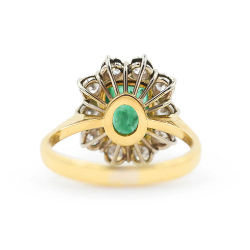 54 Bague en or jaune avec émeraude et diamants 58 Facettes 20073