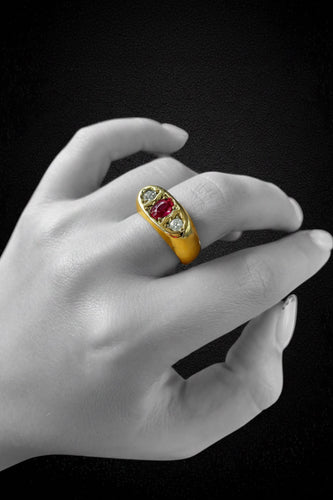 Bague 64 Bague pont vintage - Rubis et diamants en or jaune 18K 58 Facettes