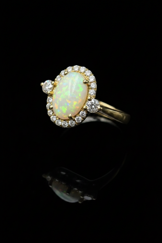 Bague 64.5 Bague marguerite - Opale arlequin et diamants en or jaune 18 carats 58 Facettes