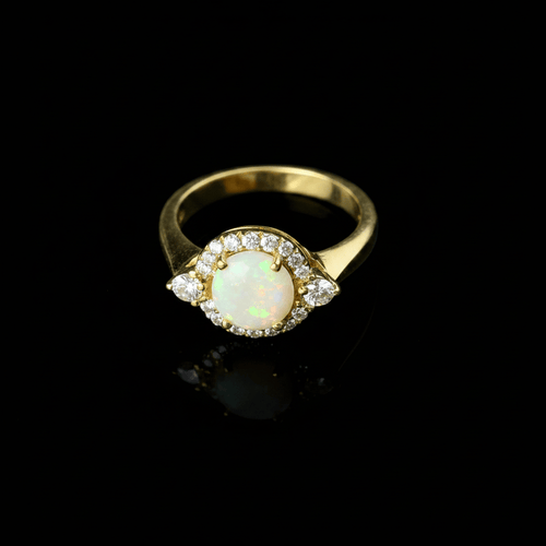Bague Bague - opale arlequin et diamants en or jaune 58 Facettes