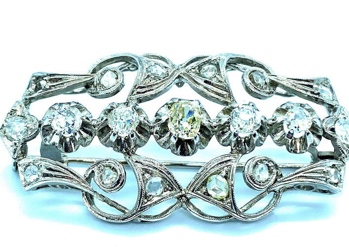 Pendentif Spilla novecentesca en or blanc 18 carats diamants 58 Facettes