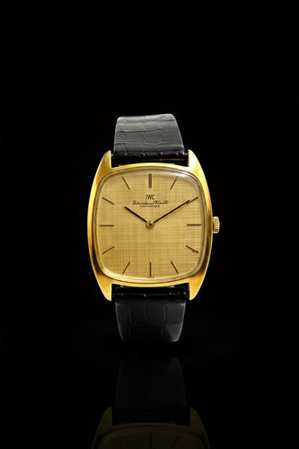 Montre IWC Schaffhausen - Montre vintage ref. 2770 en or jaune 58 Facettes