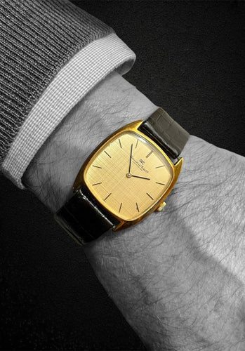 Montre IWC Schaffhausen - Montre vintage ref. 2770 en or jaune 58 Facettes