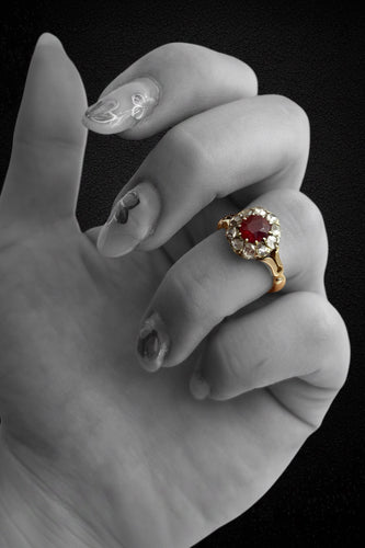 Bague 54 Bague austro-hongroise - Rubis et diamants en or rose 58 Facettes