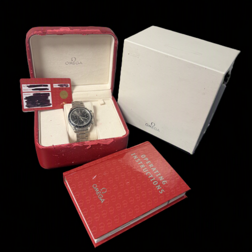 Omega Speedmaster - Montre Date Chronograph en acier 58 Facettes MT46632