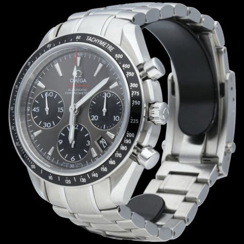 Omega Speedmaster - Montre Date Chronograph en acier 58 Facettes MT46632