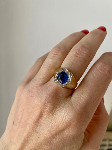 Art déco - Bague saphir et diamants en platine et or jaune