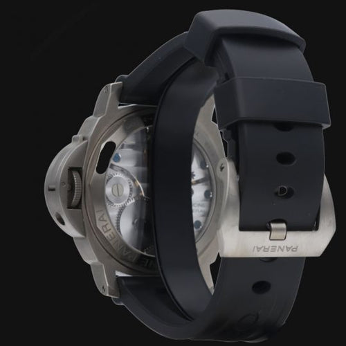 Panerai Luminor Base - Montre en titane 58 Facettes MT47827