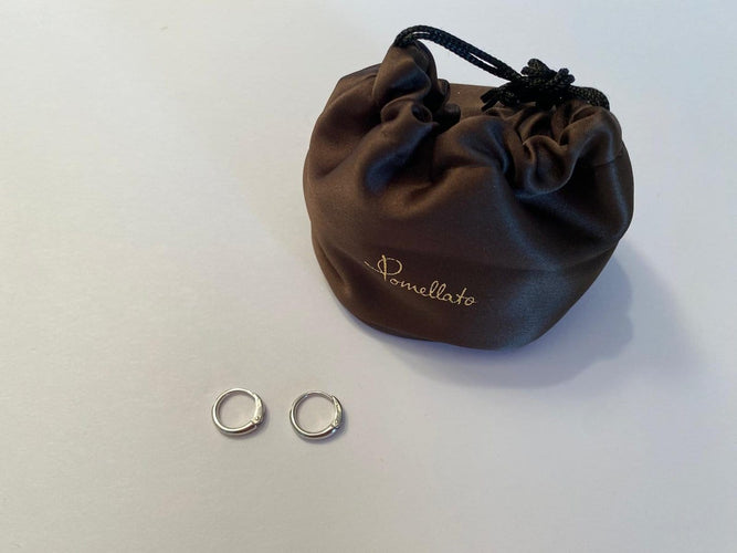 Pomellato Lucciole - Boucles d'oreilles en or blanc et diamants 58 Facettes AZ-PG-O.A002B8H