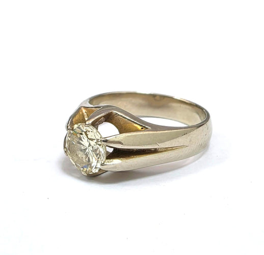 54 Bague en or blanc 18 ct et diamants 58 Facettes 997/26 M