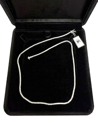 Collier tennis en or blanc 18 kt avec diamants 58 Facettes 408/26 A