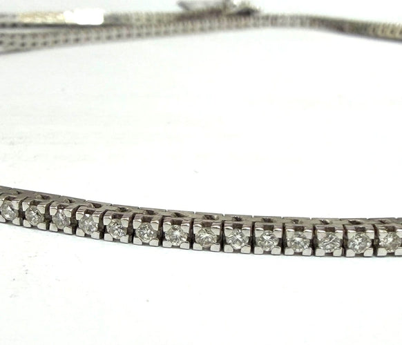 Collier tennis en or blanc 18 kt avec diamants 58 Facettes 408/26 A