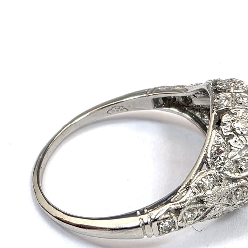 56 Bague en or blanc 18 kt avec diamants 58 Facettes 461/26 A