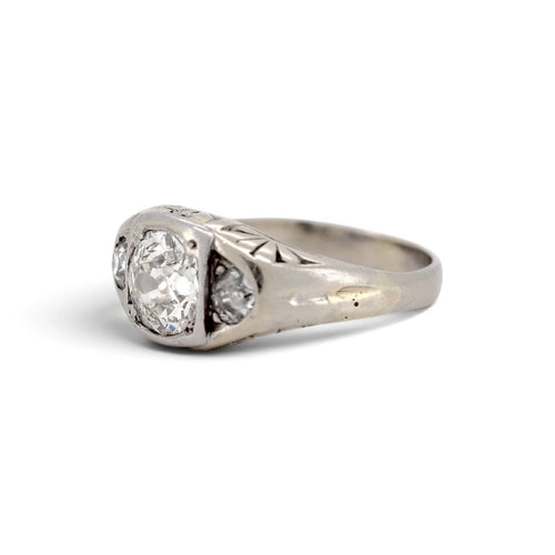 50 Art déco - Bague trilogie en or 18k et diamants taille ancienne 58 Facettes RI-1076