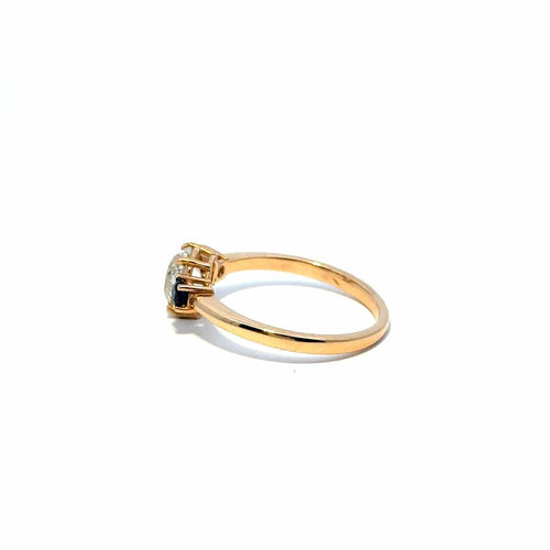 55 Golden Sparkle - Bague en or jaune, diamant poire et saphirs 58 Facettes 50491
