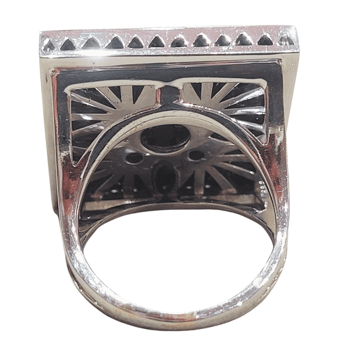 55 Bague en or blanc 18k et diamants noirs 58 Facettes T428