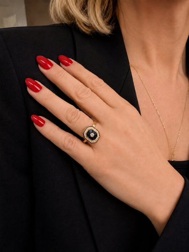 56 Bague halo en or jaune avec saphirs et diamants 58 Facettes 50492