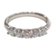 54 Bague demi-alliance en or blanc 18K et diamants 58 Facettes S465