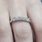 54 Bague demi-alliance en or blanc 18K et diamants 58 Facettes S465