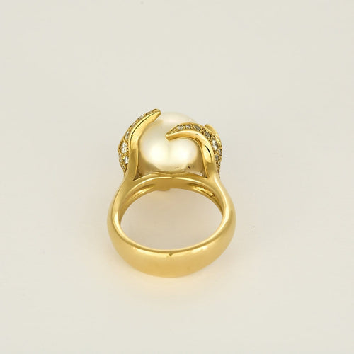 54.5 Bague en or jaune, diamants et perle de culture 58 Facettes EB9