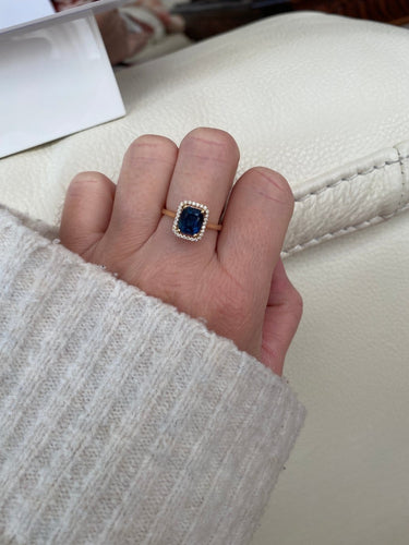 53 ALGT - Bague en or jaune 18 ct avec spinelle et diamants 58 Facettes ring