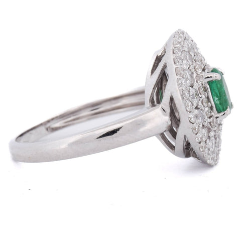 55 Bague en or blanc 18 kt avec émeraude et diamants 58 Facettes AN RL64 (0589)