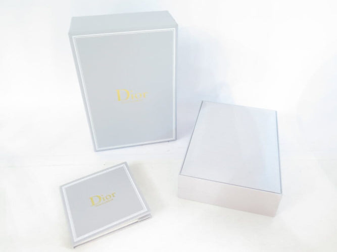 Christian Dior Rose des Vents - Collier 3 motifs en or blanc et diamants 58 Facettes 276467