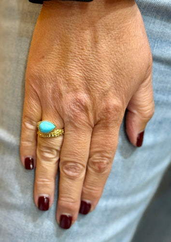 54 Boucheron Serpent Bohème - Bague en or jaune et turquoise 58 Facettes Sb