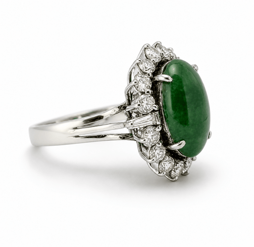 51 Bague en or blanc 18 ct avec jade vert et diamants 58 Facettes 90435