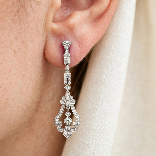 art_deco_earring_macro_1.webp