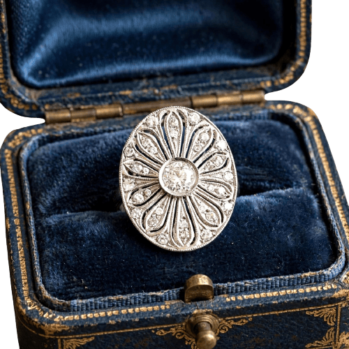 Bague en platine et diamants