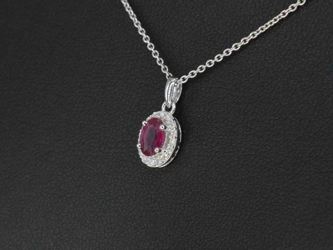 Pendentif halo en or blanc avec diamants et rubis 58 Facettes 2017