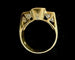 58 Bague en or jaune avec émeraude ovale et diamants princesse 58 Facettes Bague 002