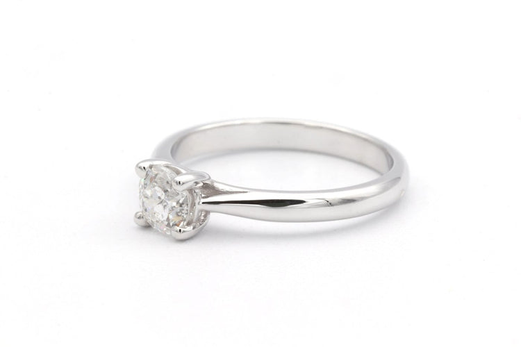 52 Solitaire contemporain - Bague en or blanc et diamant 58 Facettes 23064
