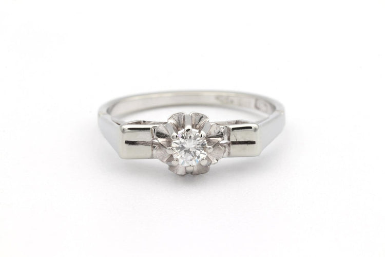 51 Bague Art déco en or blanc et diamant 58 Facettes 22911