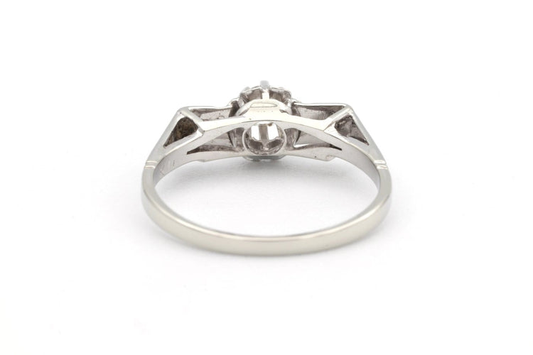 51 Bague Art déco en or blanc et diamant 58 Facettes 22911