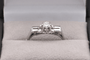 51 Bague Art déco en or blanc et diamant 58 Facettes 22911