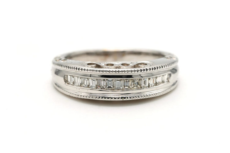 53 Bague contemporaine en or blanc 18 carats et diamants baguette 58 Facettes 19457