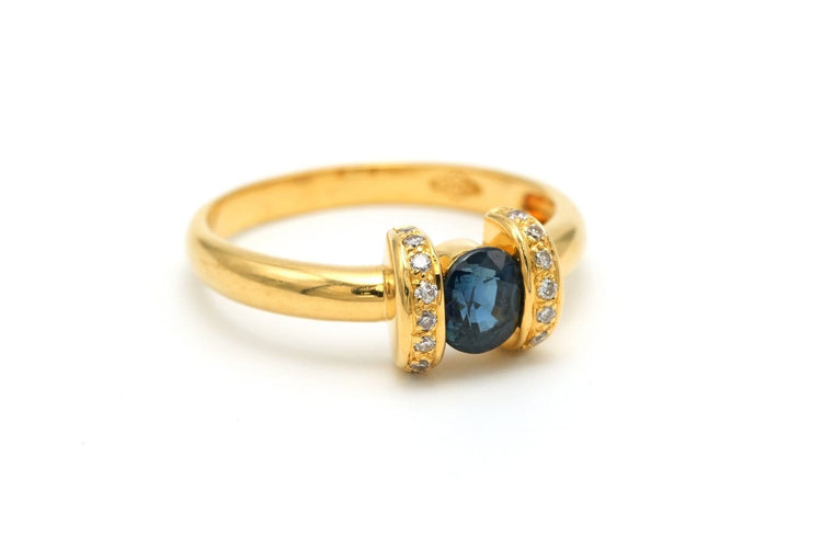 59 Années 70 - Bague en or jaune, saphir et diamants 58 Facettes 19774